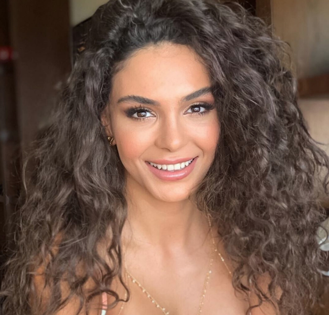 Ebru Şahin�in estetiksiz eski hali olay yarattı! MAGAZİN haberi