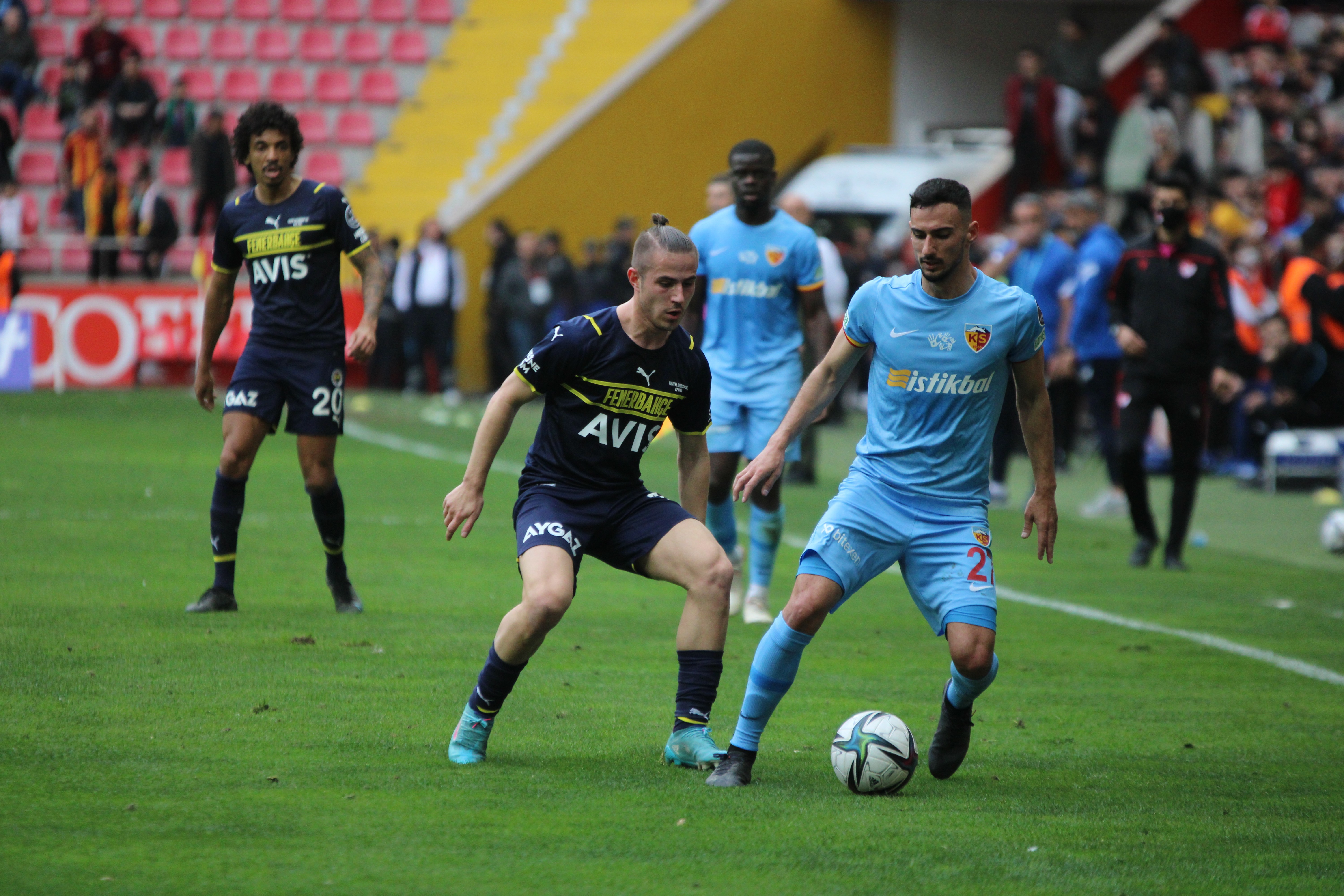 Escalações de Fiorentina x Cremonese: Prováveis titulares e análise tática