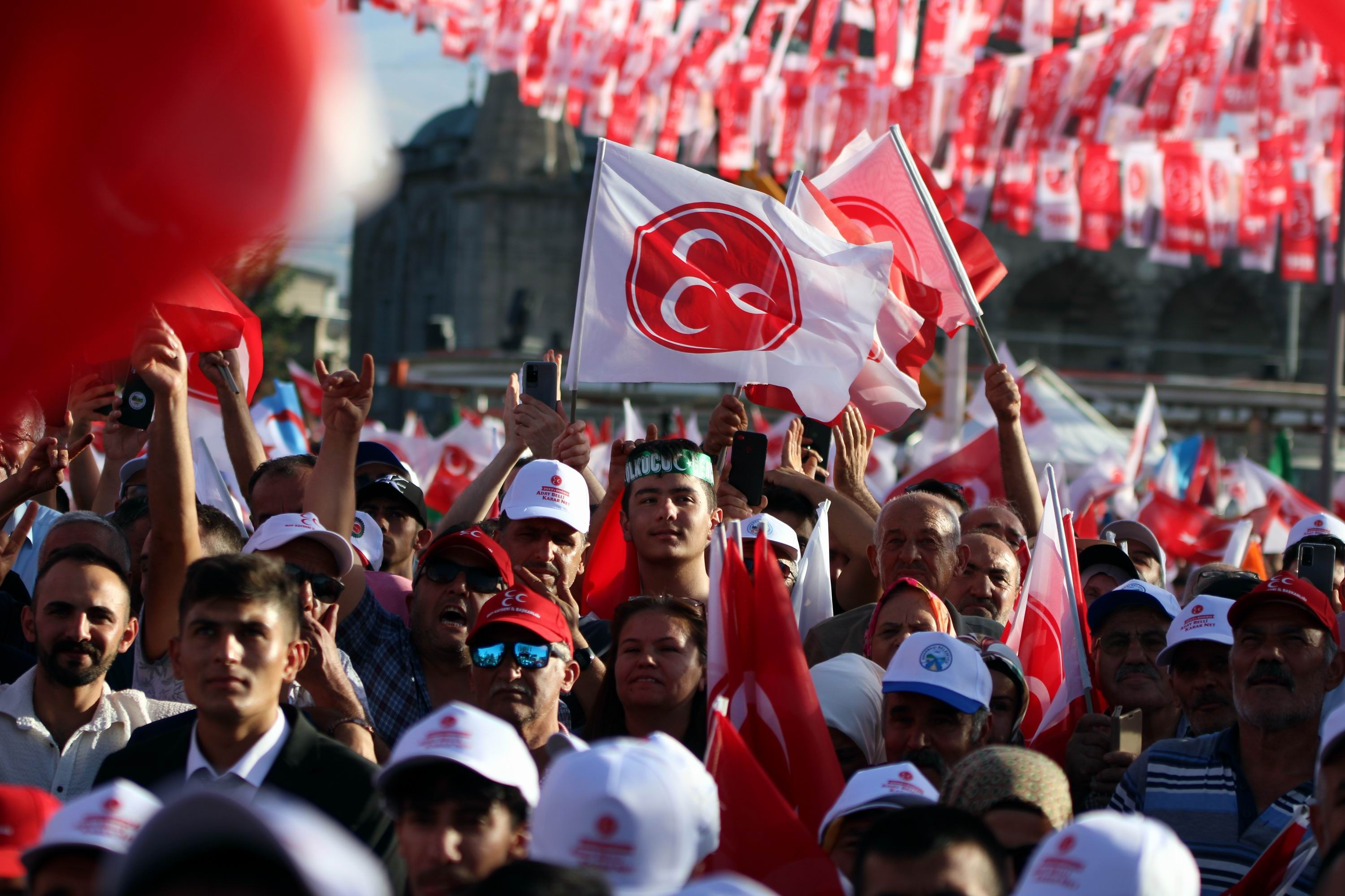MHP Lideri Devlet Bahçeli: "2023 yılında Cumhurbaşkanı adayımız Recep Tayyip Erdoğan’dır"