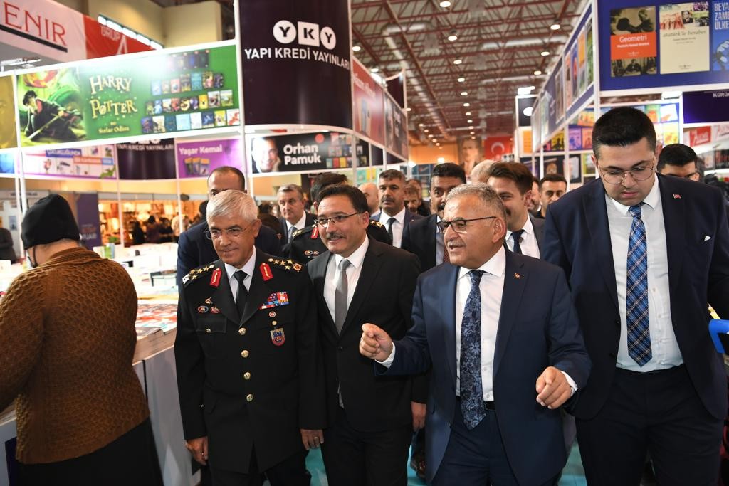 Kayseri 5. Kitap Fuarı açıldı!