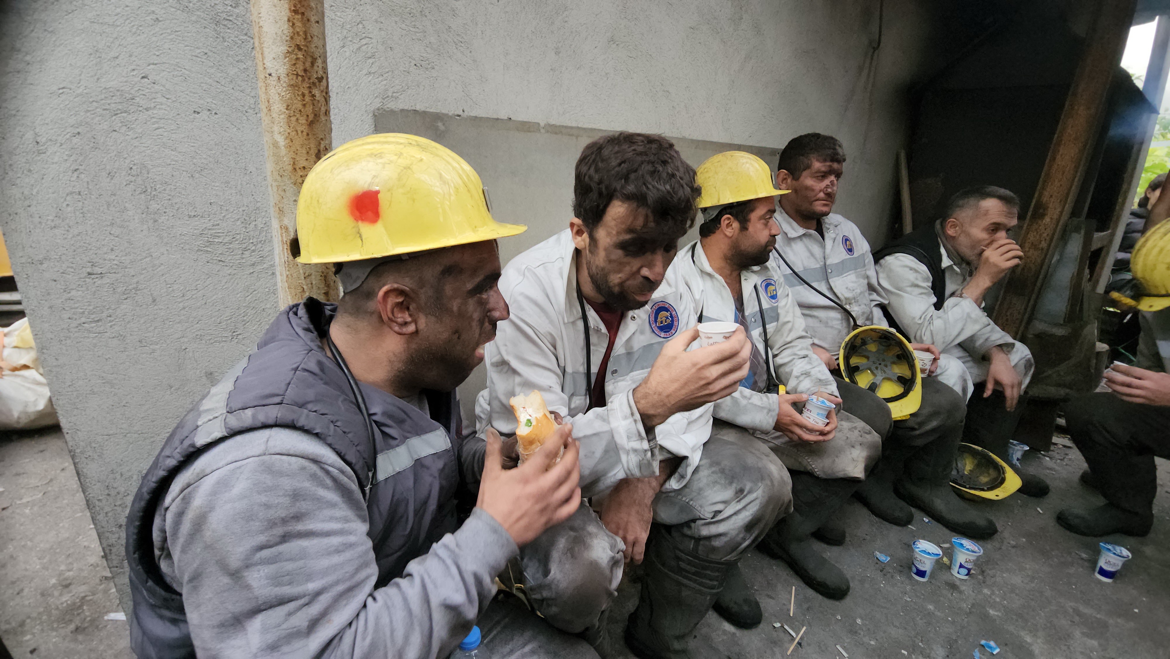 Maden işçisi faciadan iki dakikayla kurtuldu, 15 kişiden tek o sağ çıktı!