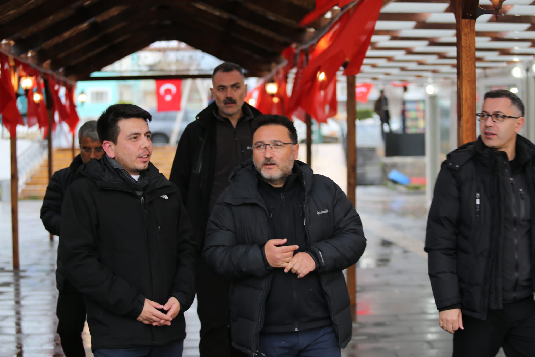 Vali Gökmen Çiçek’in Elinin Değdiği Yerde Çiçek Bitiyor!