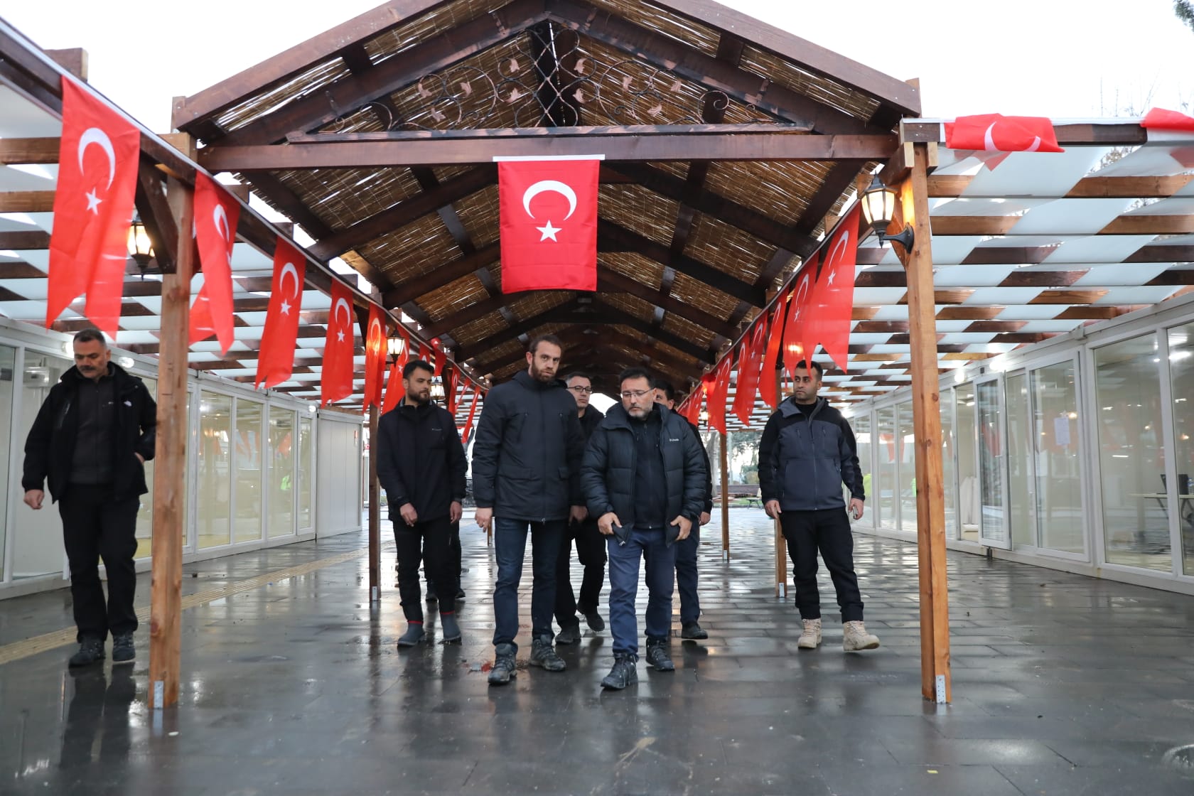 Vali Gökmen Çiçek’in Elinin Değdiği Yerde Çiçek Bitiyor!