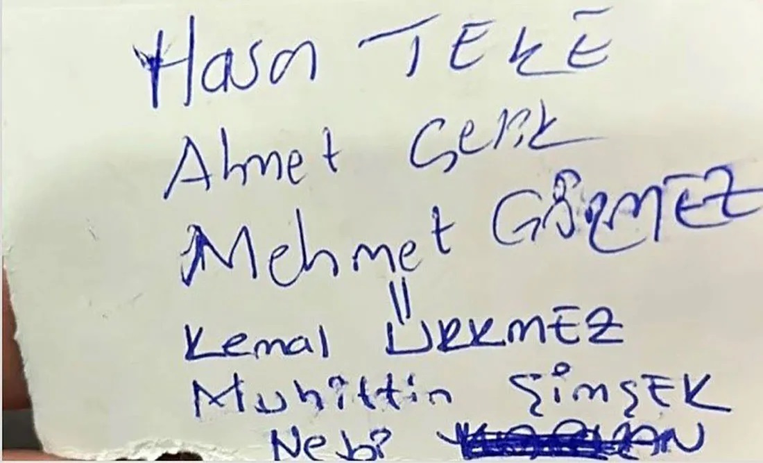 Gaziantep'te AK Parti'nin teamül yoklamasında kavga çıktı Yumruklar konuştu...
