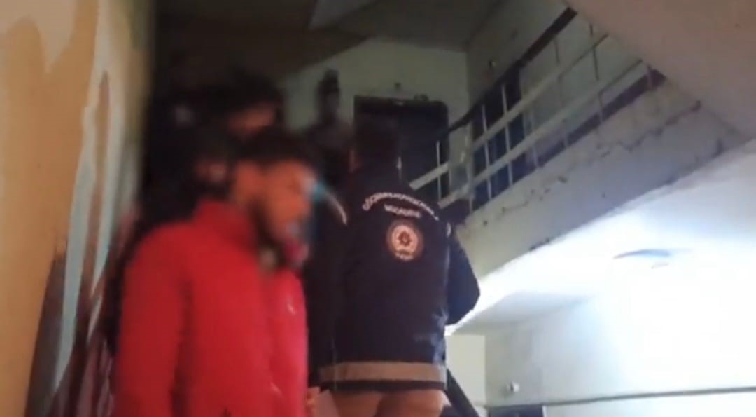 Kayseri'de ülkeye yasadışı yollarla giren şahıslara eş zamanlı operasyon: 21 gözaltı!