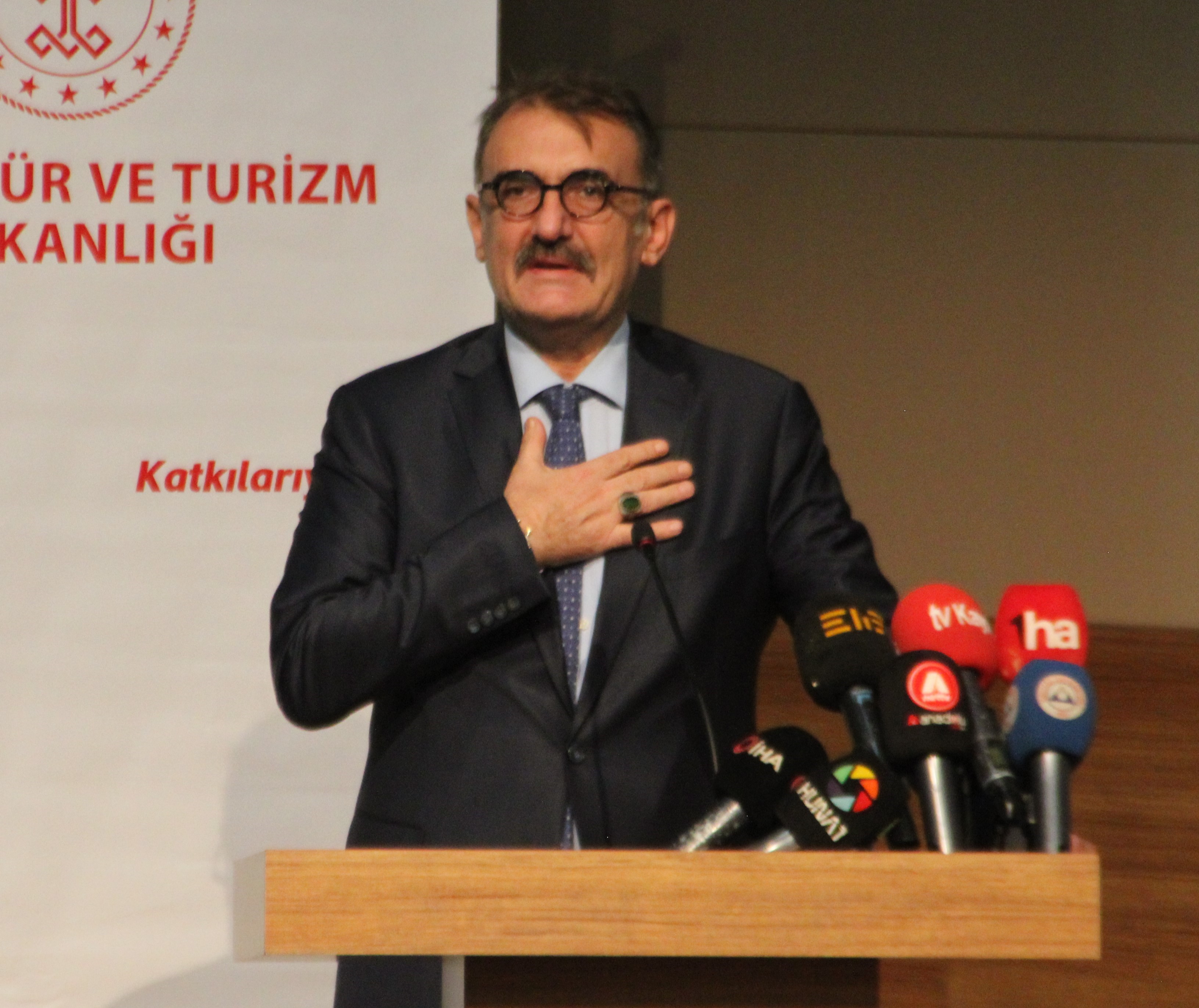 Vali Çiçek: "Birçok masum gibi gördüğümüz şeylerin aslında hırsızlık olduğunu bu programlar sayesinde görüyoruz"