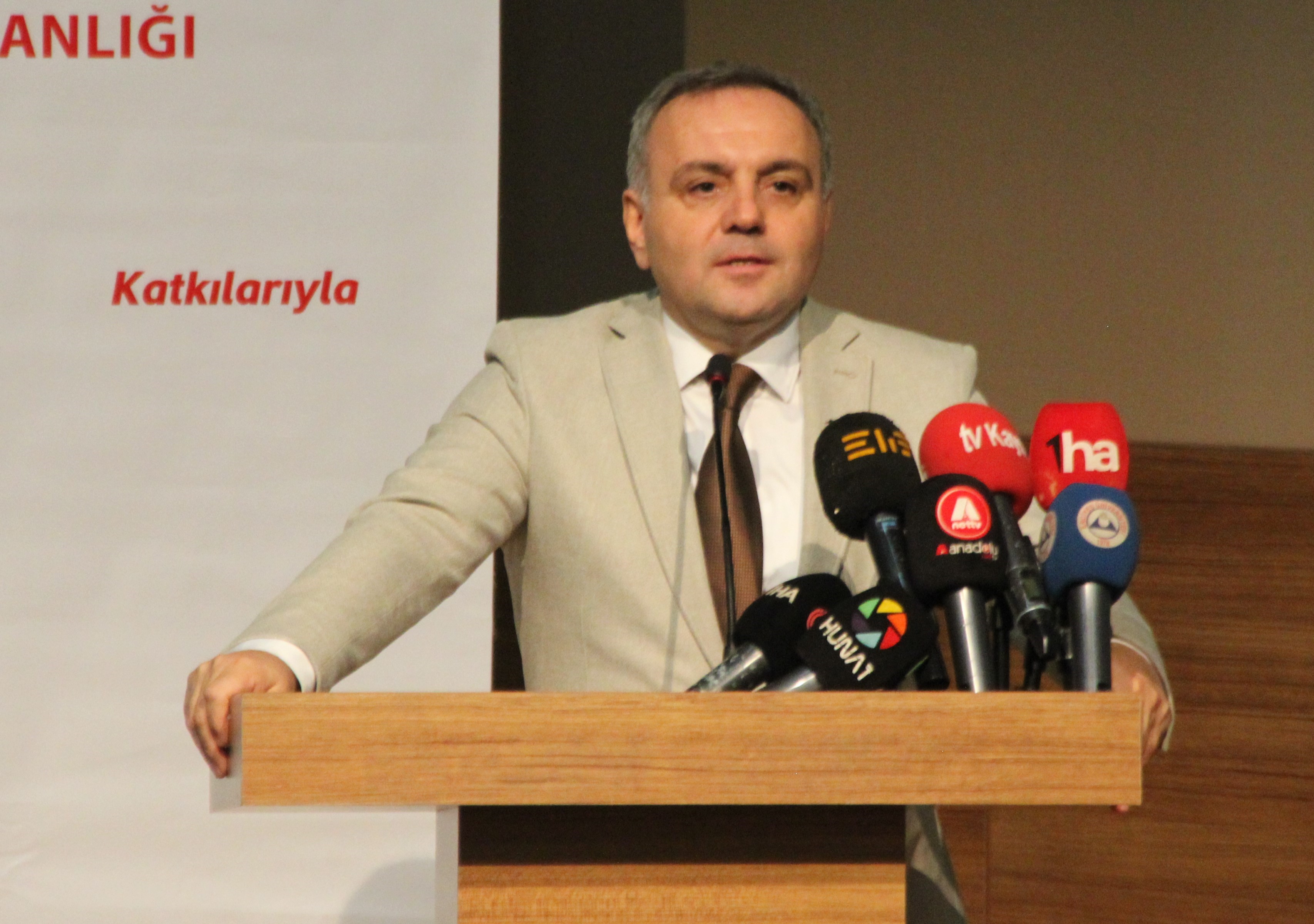 Vali Çiçek: "Birçok masum gibi gördüğümüz şeylerin aslında hırsızlık olduğunu bu programlar sayesinde görüyoruz"