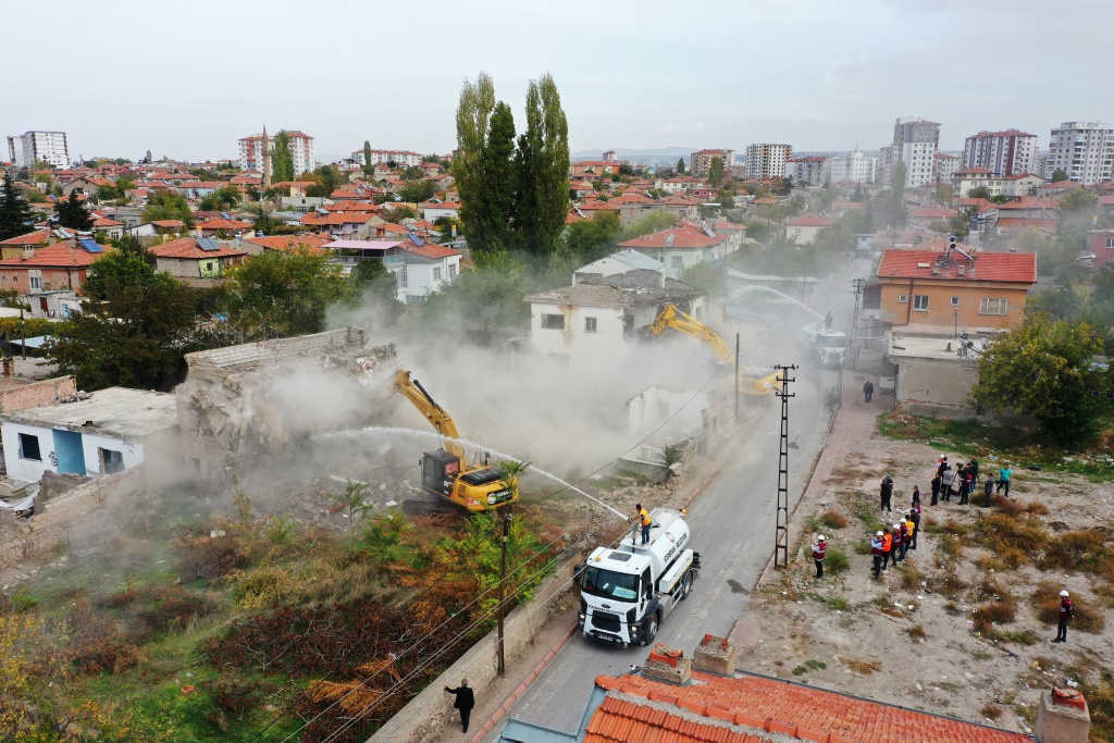 Başkan Çolakbayrakdar, "Kararlıyız, Argıncık'ın Kentsel Dönüşümü Tamamlanacak!"