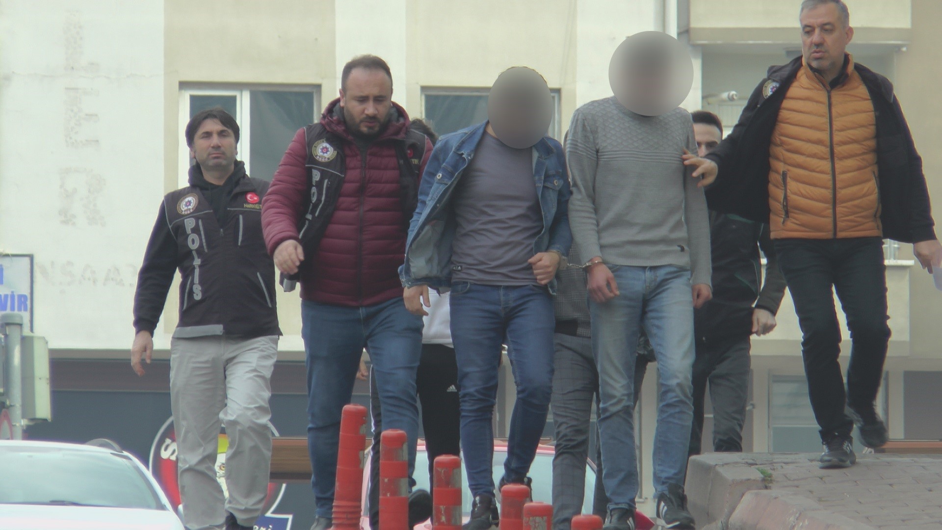 Ekmek arasında uyuşturucu ticareti!