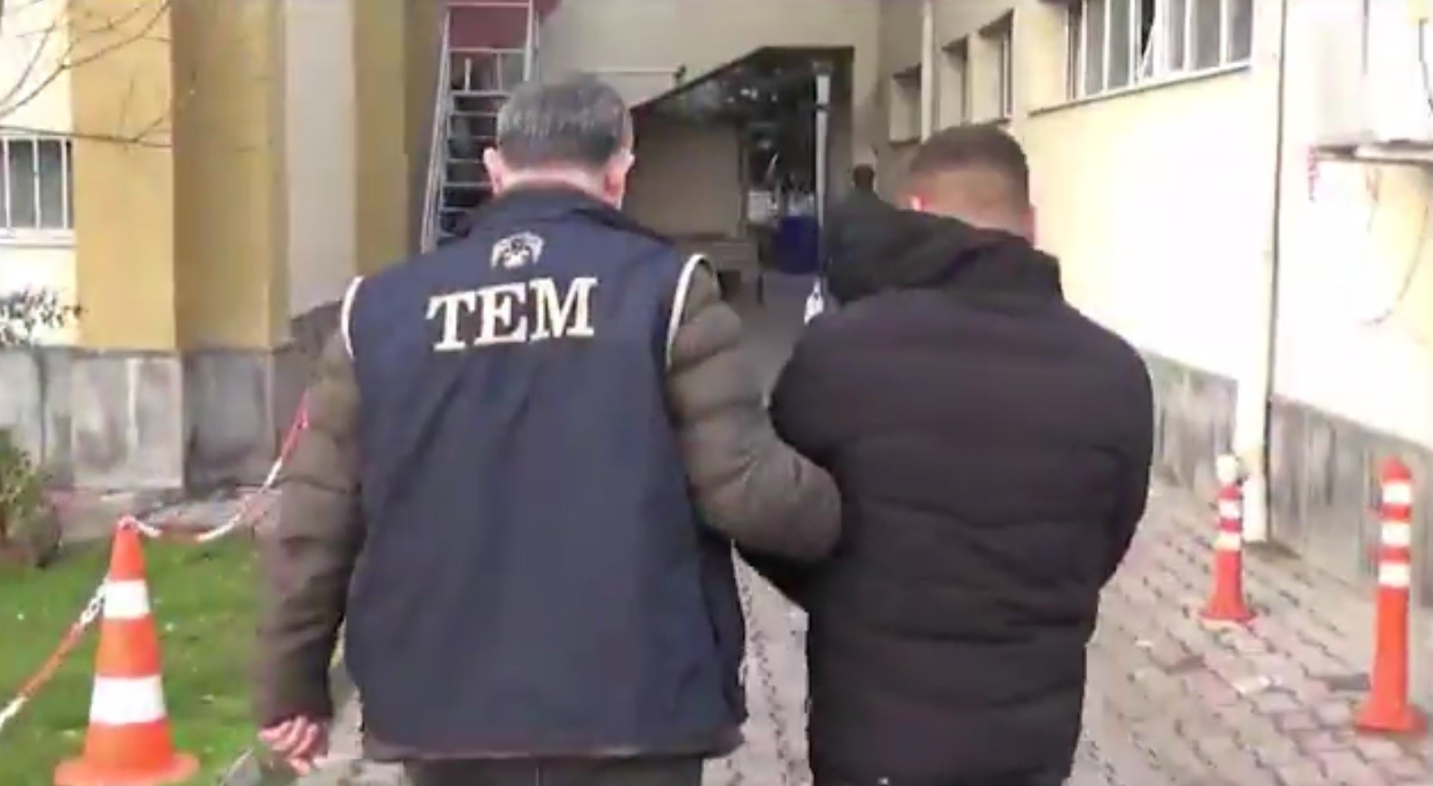 Kayseri’de yılbaşı öncesi DEAŞ operasyonu: 4 gözaltı!