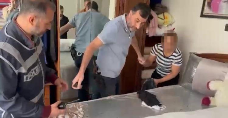 Her yerden "aranan şahıs" çıktı: Şüpheliler bazada, çatıda, dolabın üzerinde, gizli bölmede yakalandı!