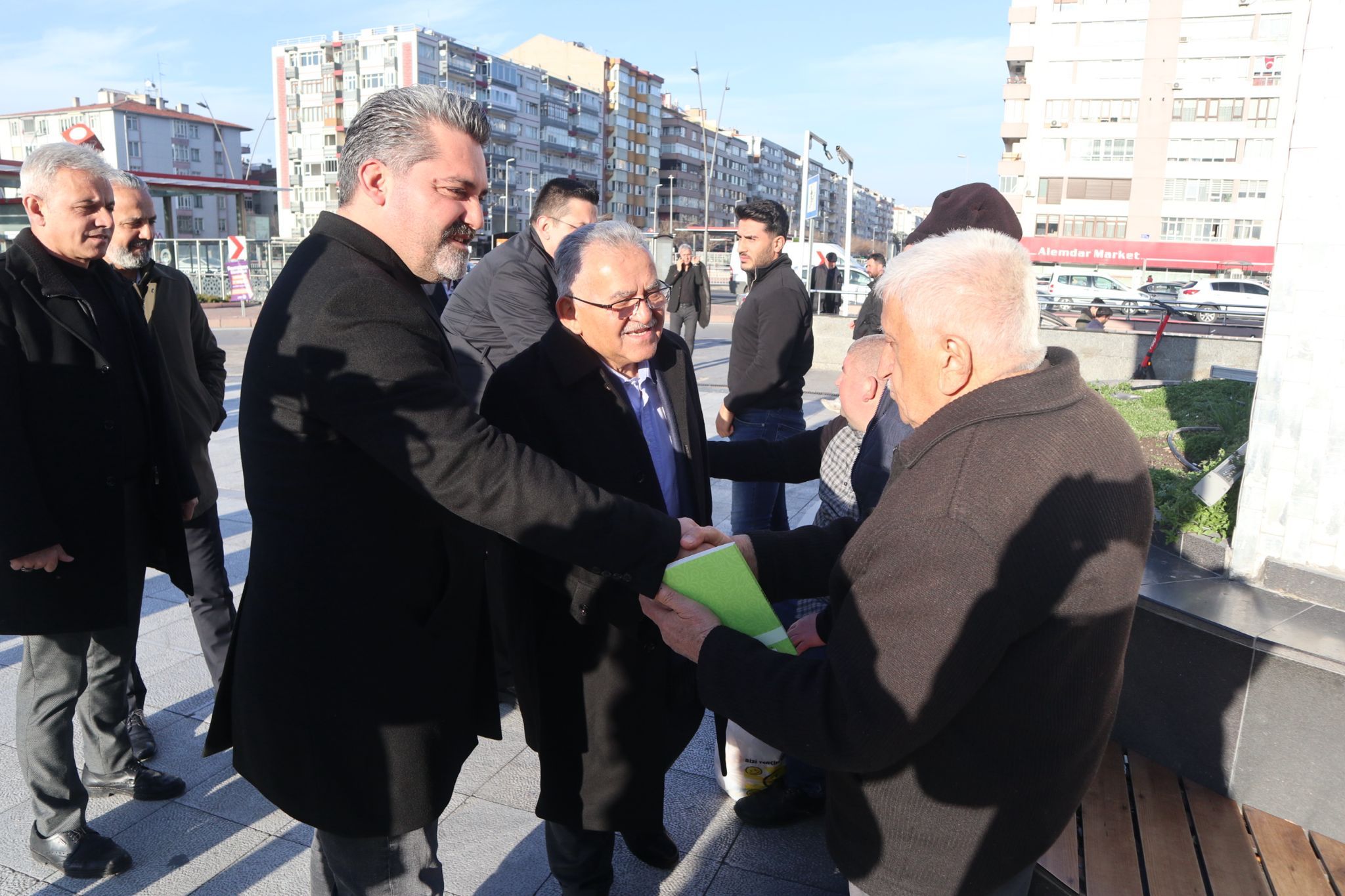 Fatih Üzüm Büyükşehir Belediye Meclisi AK Parti grup toplasına başkanlık yaptı!