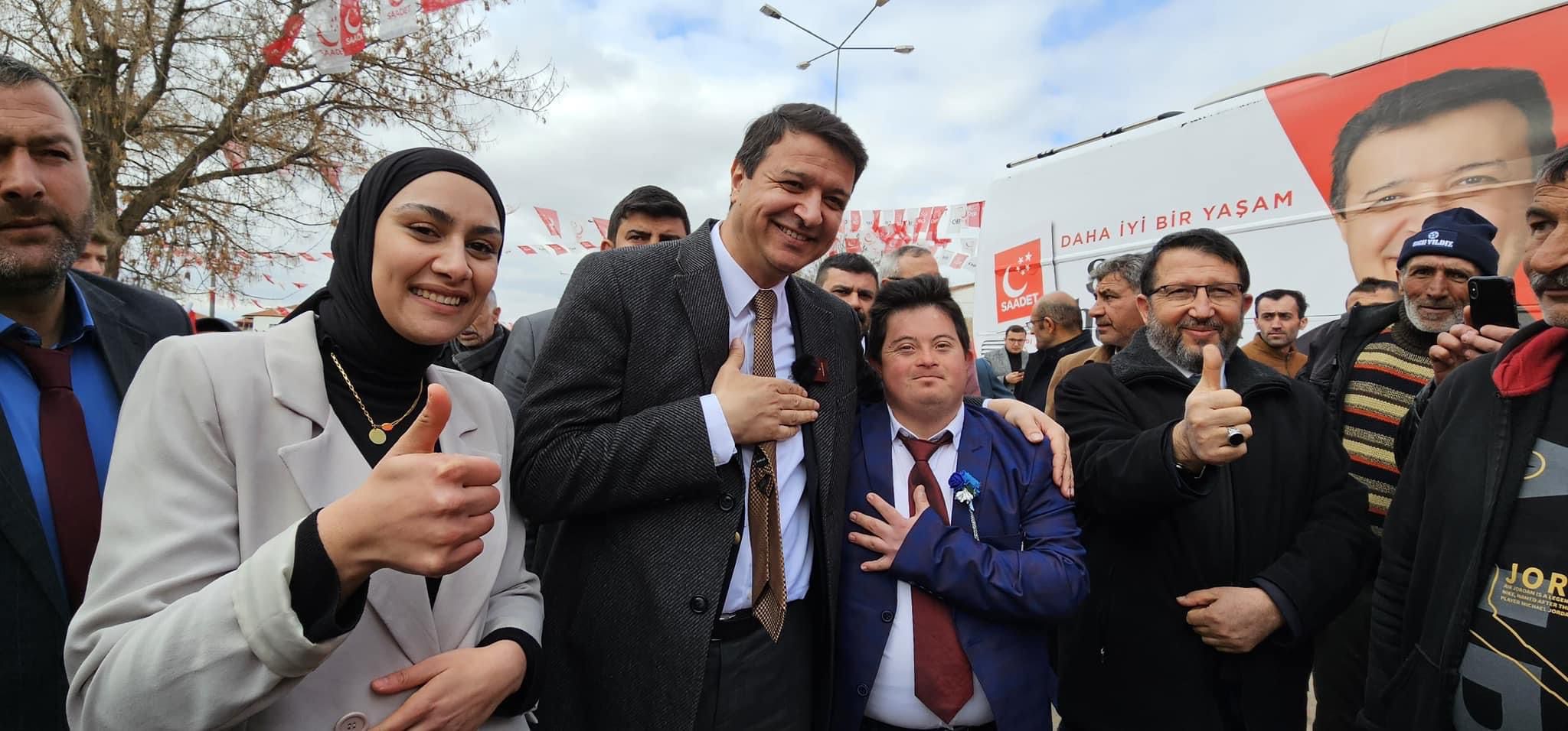 Saadet Partisinden Sarıoğlan'da gövde gösterisi!