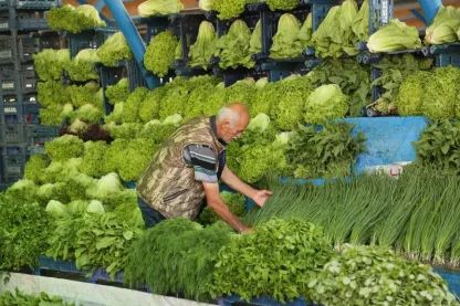 DEVA Partili İsmail Bayam "Herkes yoksullaşmış durumda bunların halkın yaşayış tarzından haberleri bile yok"
