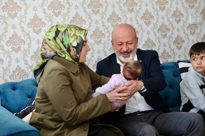 Başkan Çolakbayrakdar: "Kocasinan'da hayata başlamak ayrıcalık"