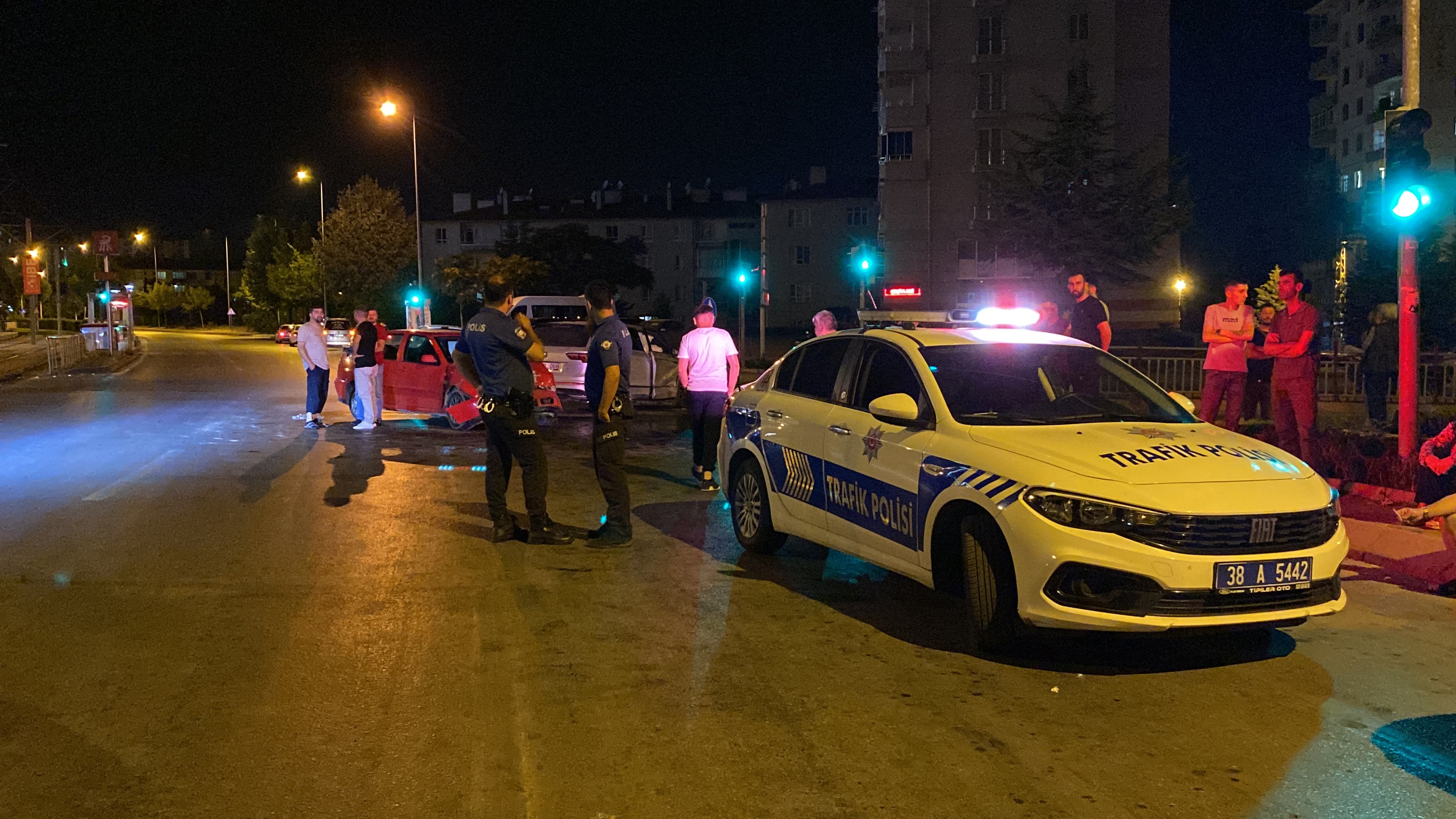 Kayseri’de 2 otomobil çarpıştı: 4 yaralı!