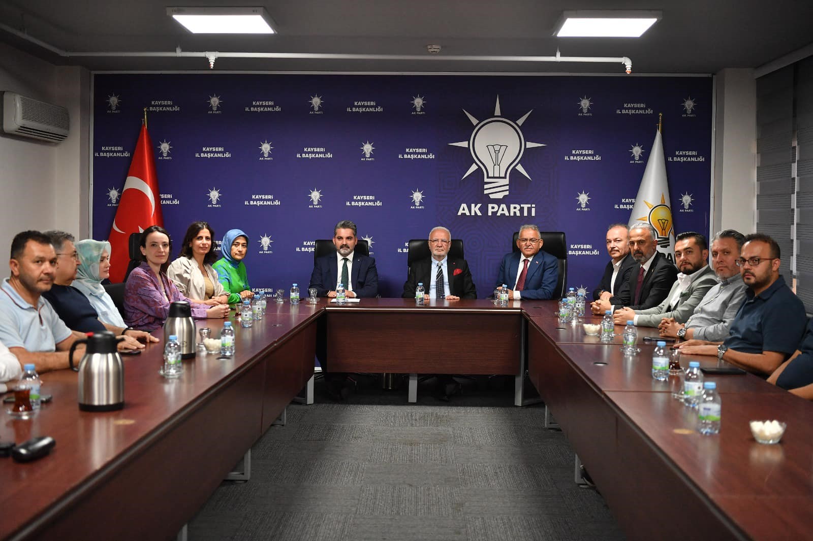 Elitaş ve Büyükkılıç, haftalık olağan yönetim kurulu toplantısına katıldı!