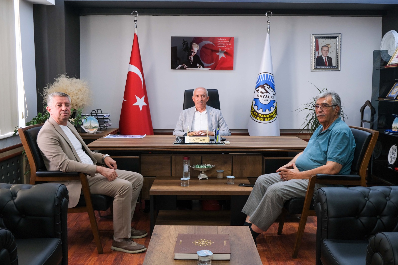 Kayseri'de Yılın Ahisi Necmettin Feyzioğlu Seçildi!