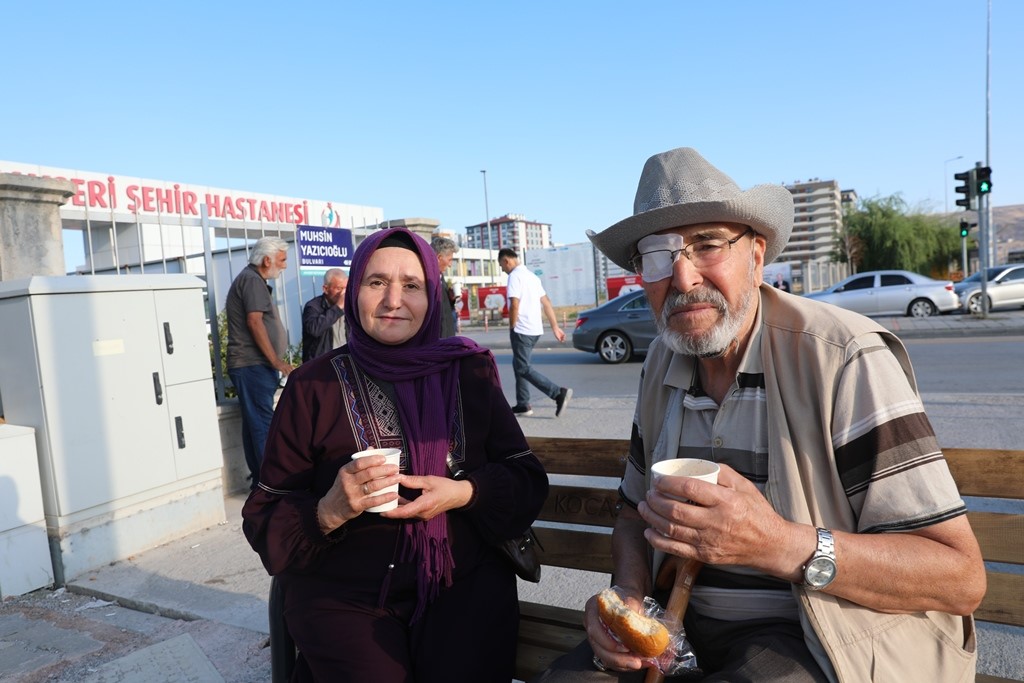 Kocasinan, ikram çeşmesiyle Kayserililerin gönüllerini fethediyor!