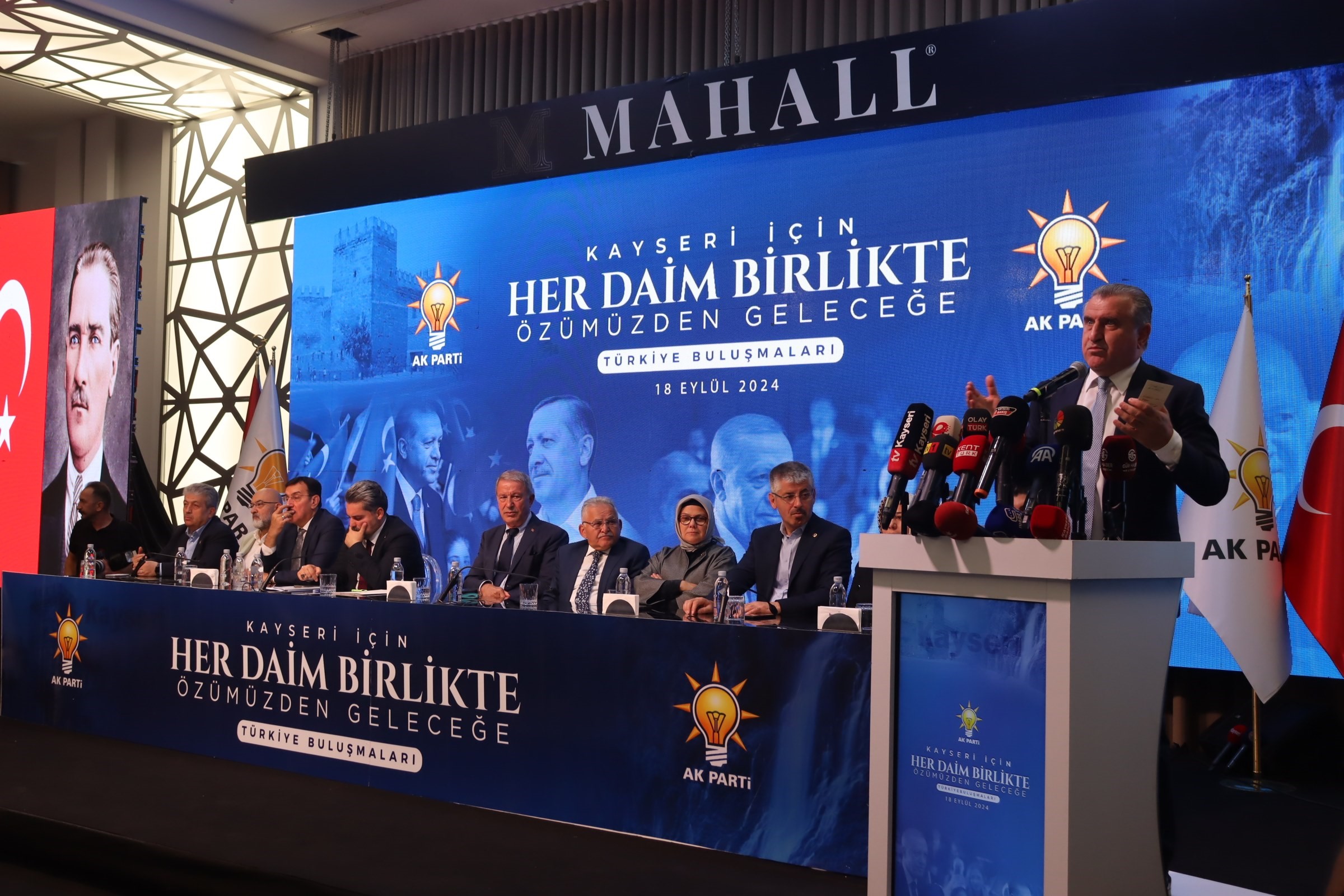 Osman Aşkın Bak: "Türkiye spor devrimi yaşamaktadır"