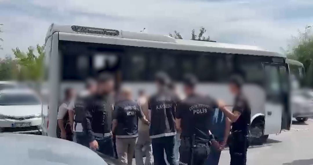 Narkotik operasyonunda 17 kişi tutuklandı!