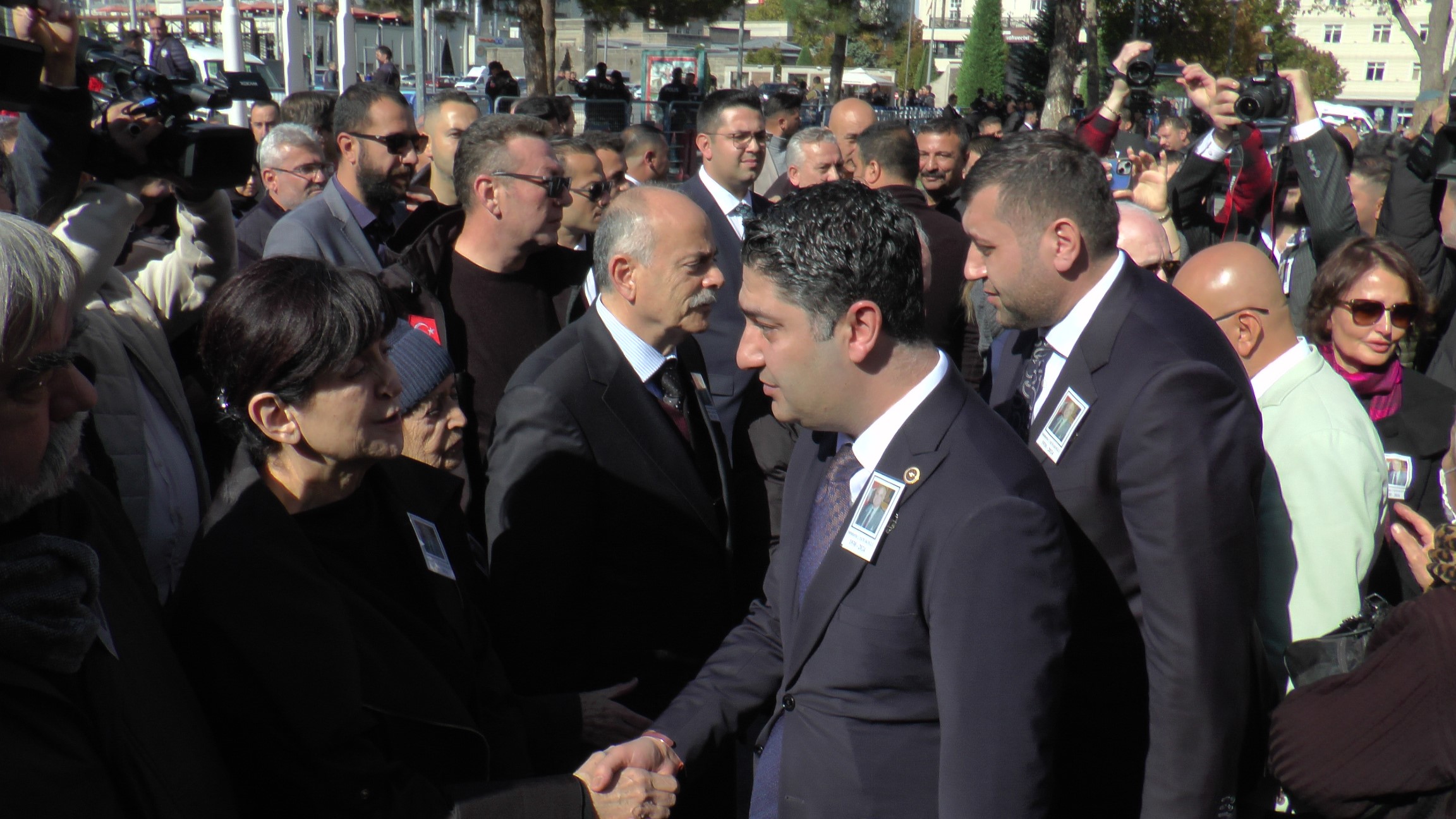 Vefat eden eski bakan için Kayseri’de tören düzenlendi!