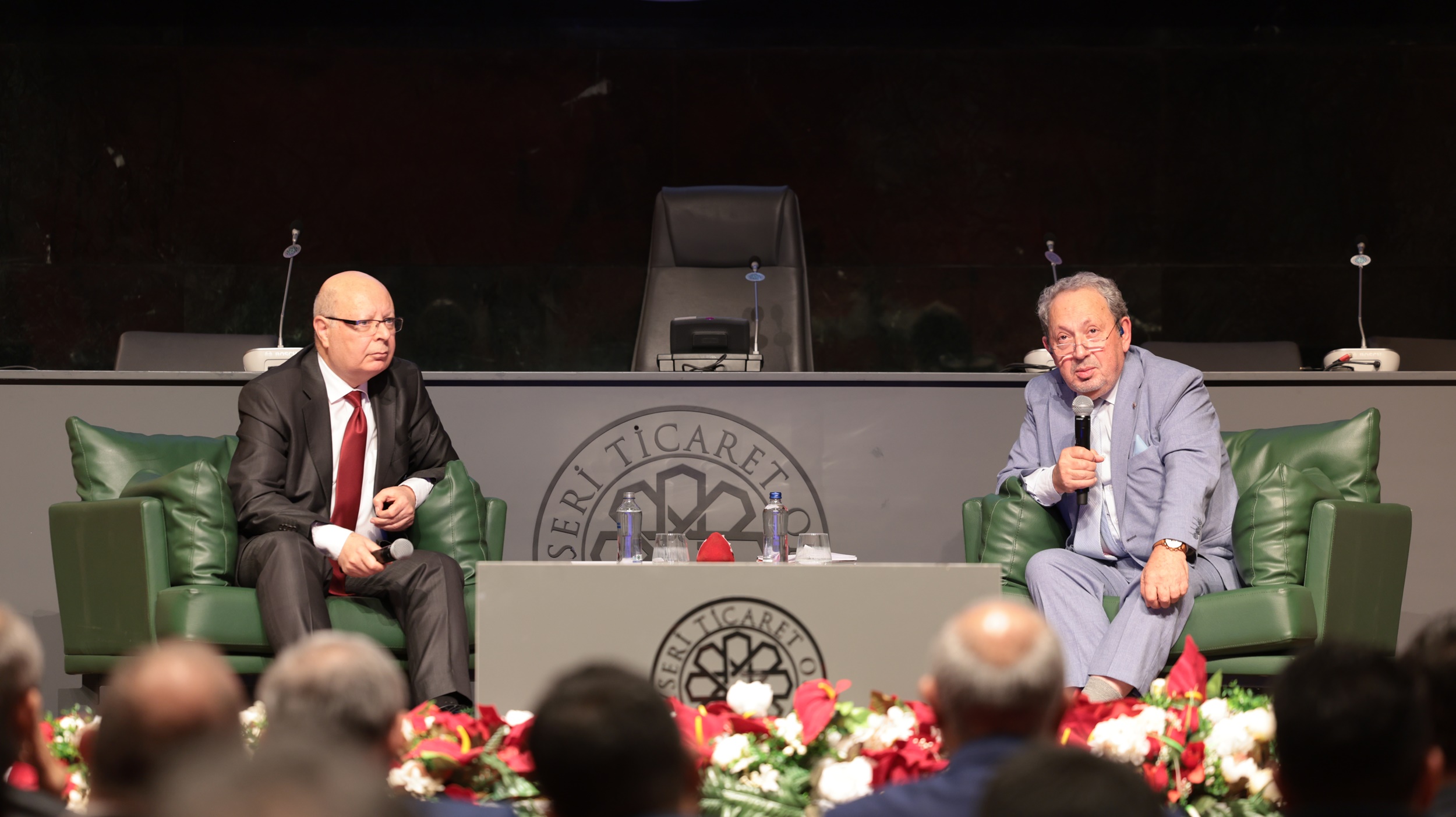 KTO’da 2025 Türkiye Ekonomisi ile Brıcs'in Rolü Konuşuldu!