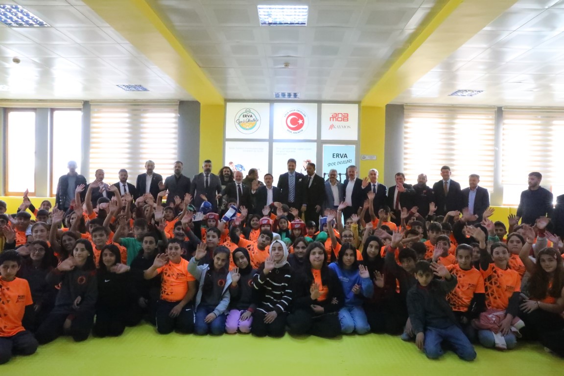 Vali Gökmen Çiçek: ERVA Spor Okulları, bir meydan okumadır!