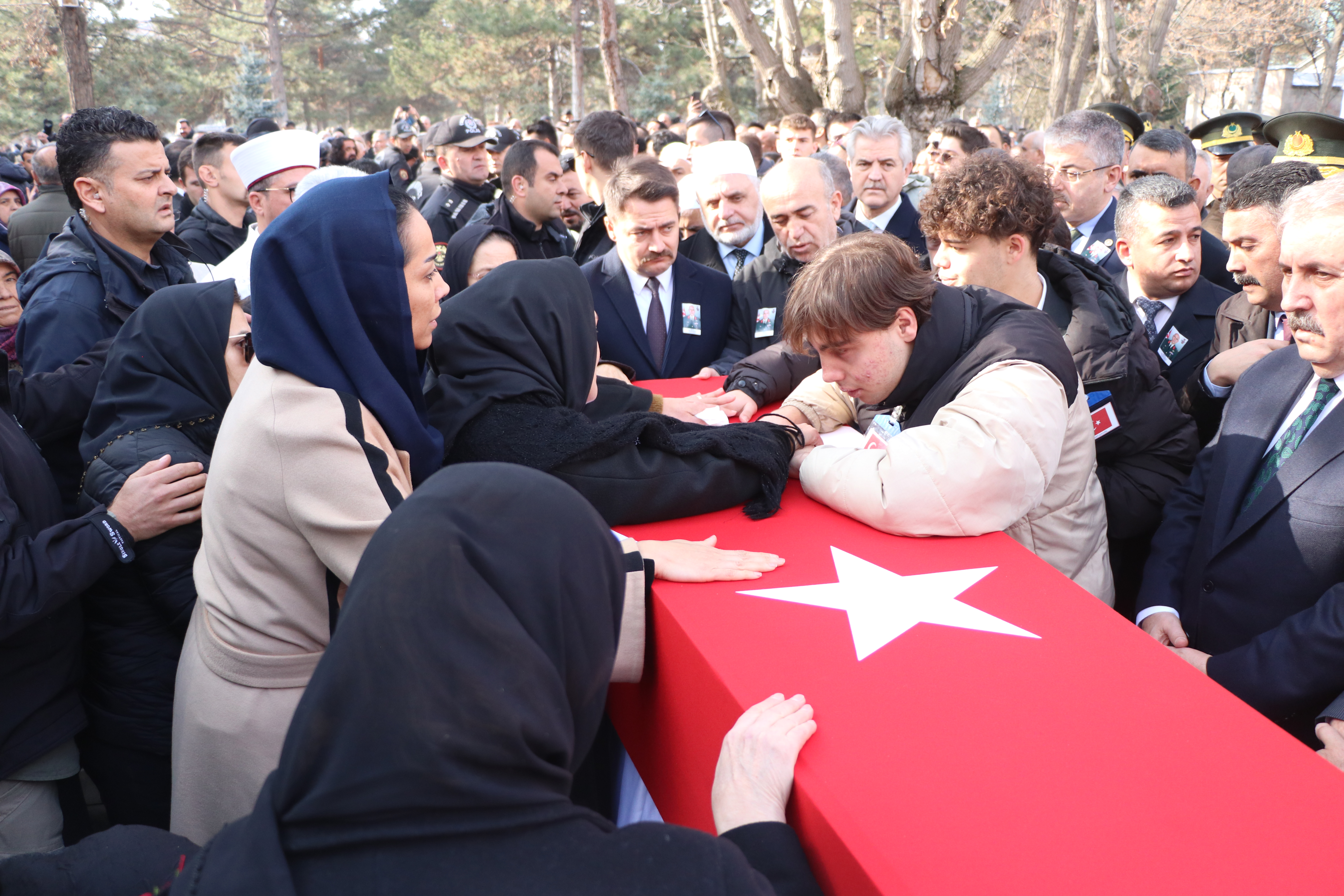 Şehit Tuğgeneral Baydilli, Kayseri'de son yolculuğuna uğurlandı!