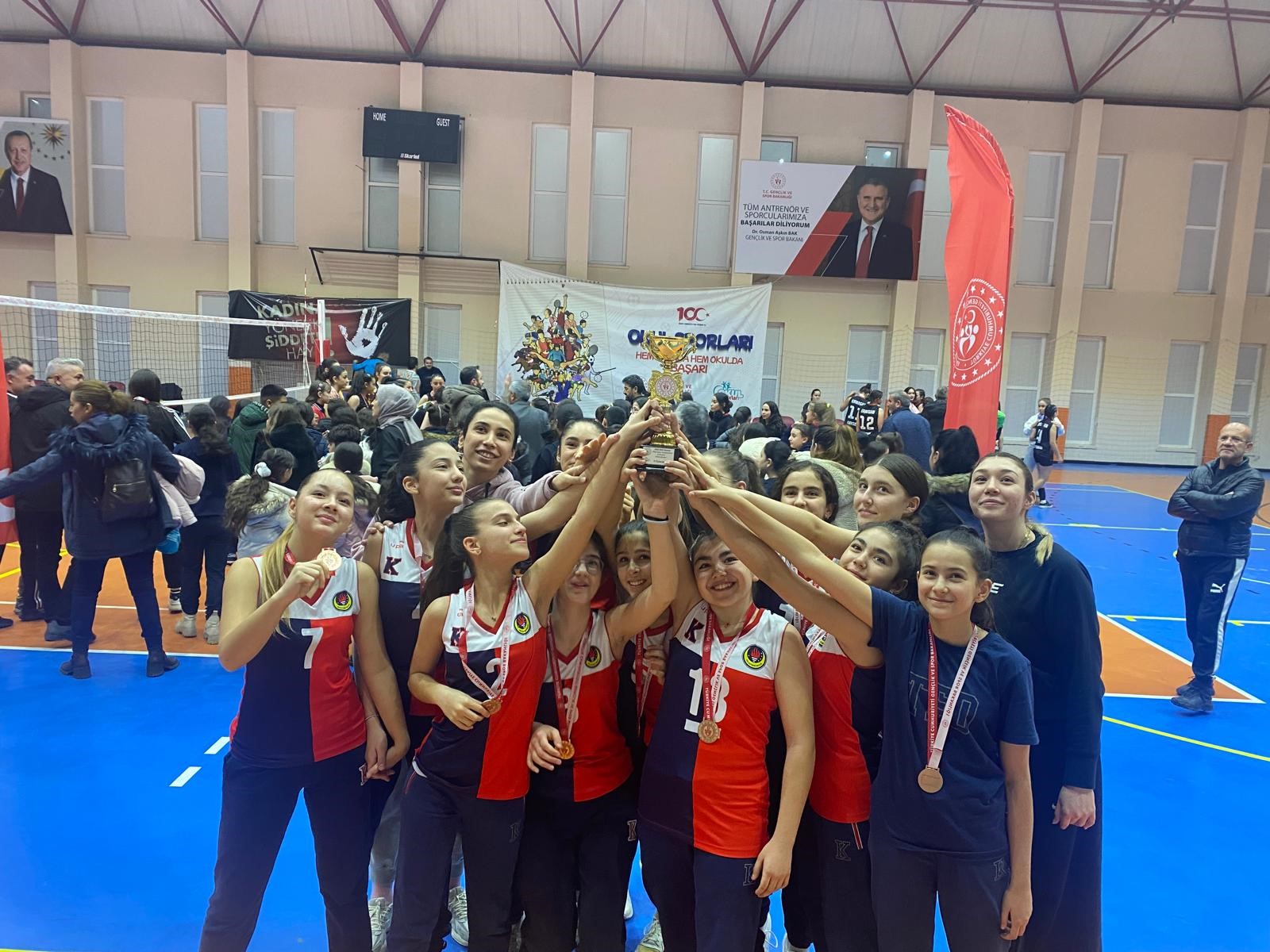 Okul Sporları Voleybol Yıldız Erkek ve Kız maçları sona erdi!