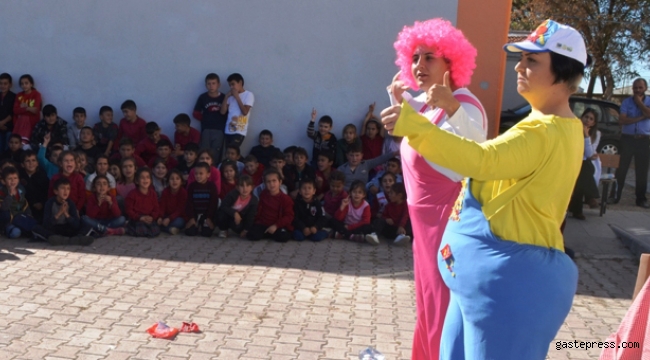 Bünyan Belediyesi Çocukları Tiyatro İle Tanıştırıyor