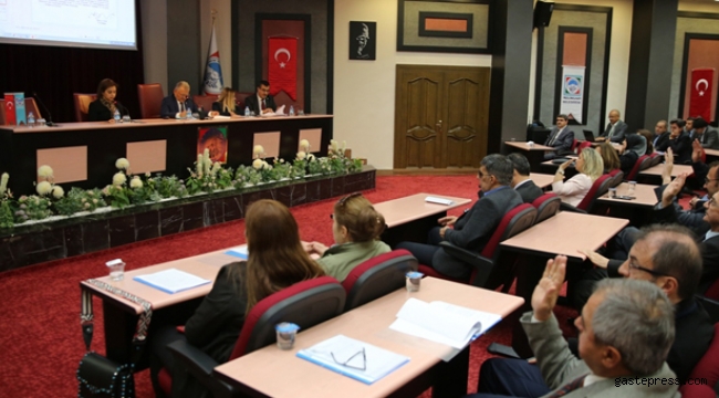 Meclis Toplantısında Duygusal Anlar