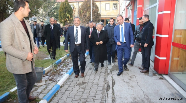 BÜYÜKŞEHİR BELEDİYE BAŞKAN ADAYI MEMDUH BÜYÜKKILIÇ TOMARZA'DA