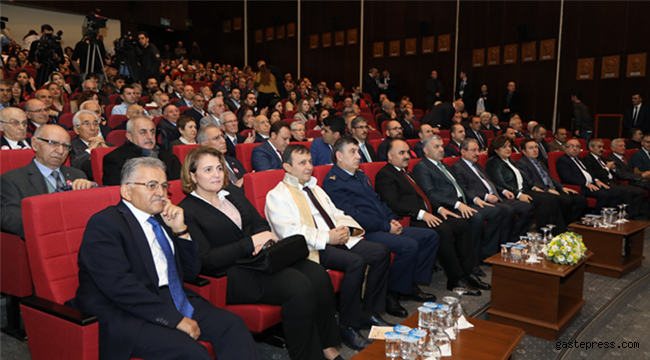 Erciyes Üniversitesi Tıp Fakültesi 50. Yılını Kutladı