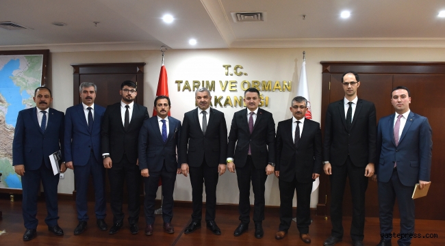 TARIM BAKANI’NDAN BÜYÜKŞEHİR’E ÖVGÜ