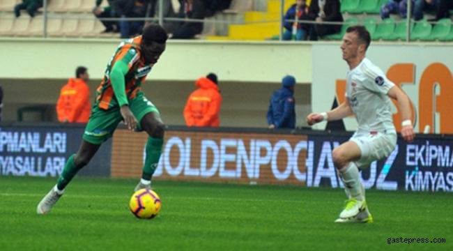Aytemiz Alanyaspor, Demir Grup Sivasspor'u 2-0 Yendi