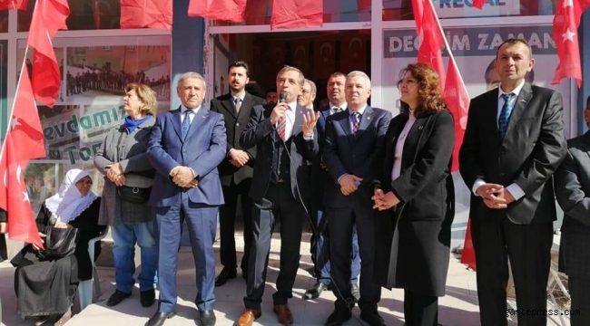 CHP TOMARZA ADAYI OSMAN KOÇ SEÇİM OFİSİNİ AÇTI