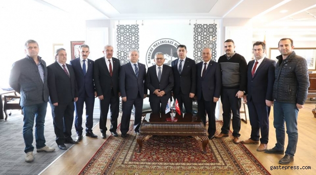 “Emeğe son derece saygılıyız.”
