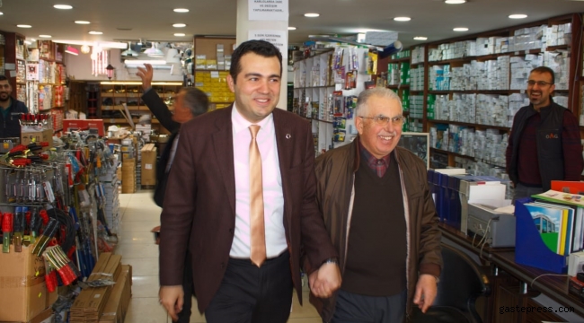 Özvarinli, Semt Pazarını Gezdi