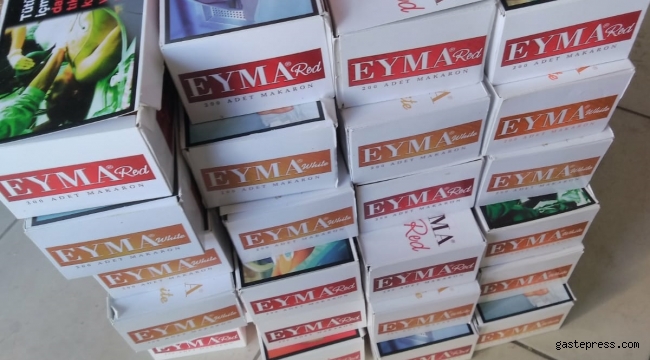 Polisten okul çevresinde sigara denetimi