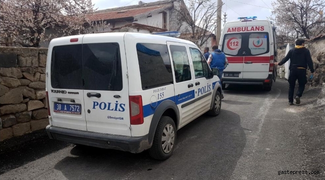 37 Yaşındaki Genç Tavana Kendini Astı