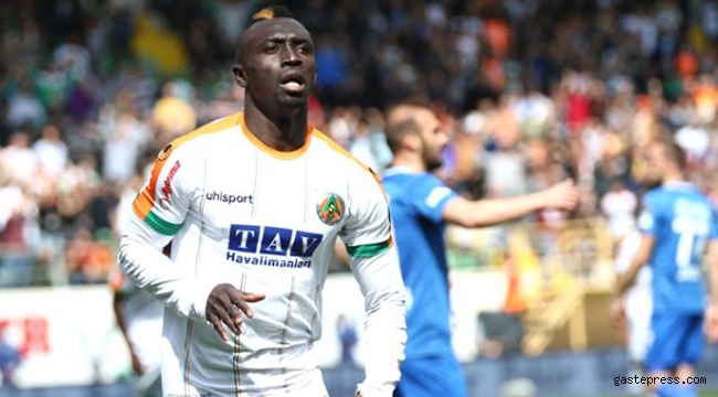 Aytemiz Alanyaspor, BB Erzurumspor'u 2-1'le Geçti ve ateşe attı