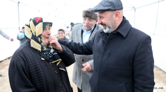 Başkan Çolakbayrakdar, vatandaşlarla buluştu