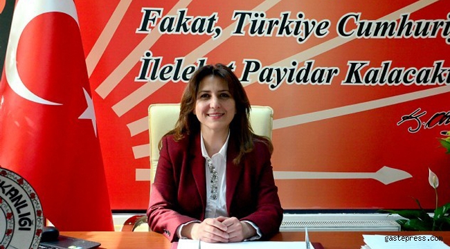 CHP İL Başkanı Özer'in İstiklal Marşı’nın Kabulü ve Mehmet Akif Ersoy’u Anma Günü Basın Açıklaması