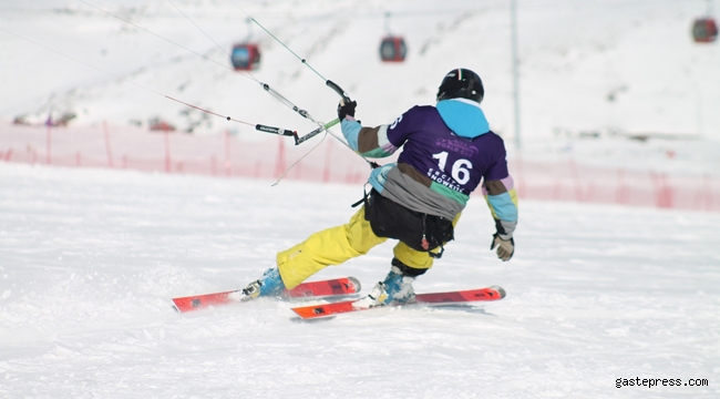 Erciyes, Snowkite Dünya Kupası 4'ncü etabına ev sahipliği yaptı