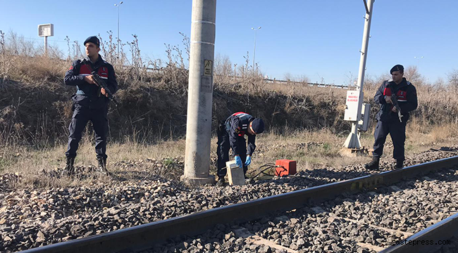 Kayseri'de demiryolu hattından hırsızlığa 3 tutuklama