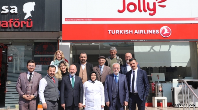 Başkan Çolakbayrakdar Esnaf Sofrasında