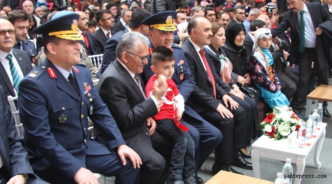 Kayseri'de 23 Nisan coşkusu