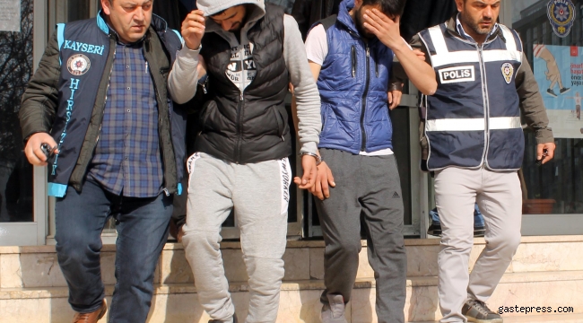 Otobüs akülerini çalan 2 şüpheli yakalandı