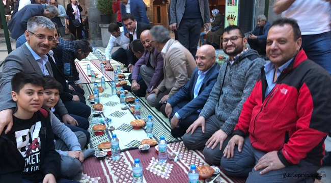 AK Parti de yoğun hafta sonu mesaisi ve Ümmet İftarı